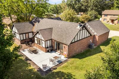 204 Wild Cherry Lane, Swansea, IL
