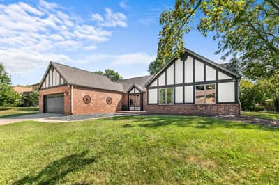 204 Wild Cherry Lane, Swansea, IL