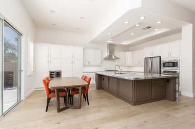 11000 Arbor Pine Ave, Las Vegas, NV