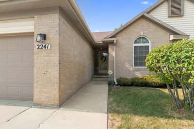 2241 Meadow Brook Court, Commerce Twp, MI