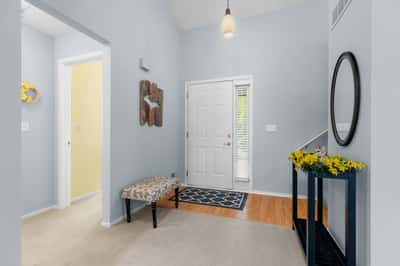 2 story foyer