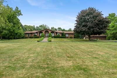 1 story brick ranch