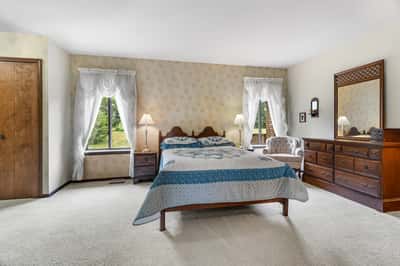 Primary bedroom