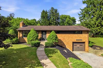 5520 Clearview Road, Gibsonia, PA