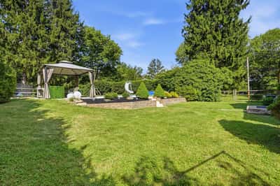 5520 Clearview Road, Gibsonia, PA