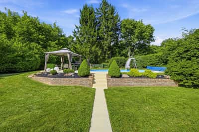 5520 Clearview Road, Gibsonia, PA