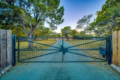 1411 Shelton Ranch Rd, Dripping Springs, TX