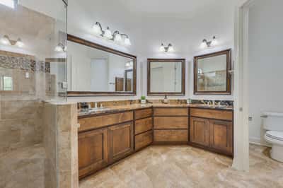 2210 University Club Drive, 10A, Austin, TX
