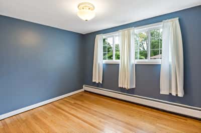 124 Watuppa Ave, Somerset, MA