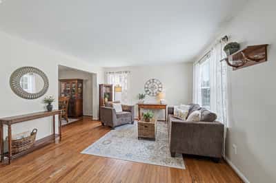 124 Philmar Ave, Cherry Hill, NJ