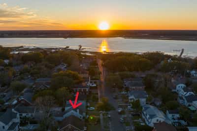 Only A Short Stroll To Ashley River Overlook