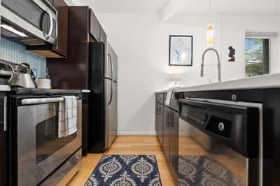 329 Rhode Island Ave NE, 104, Washington, DC