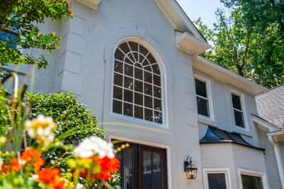 2865 Stoneglen Close, Roswell, GA