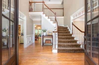 2865 Stoneglen Close, Roswell, GA