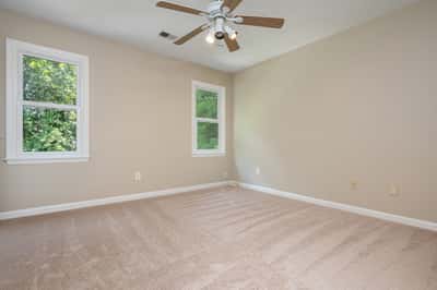 2865 Stoneglen Close, Roswell, GA