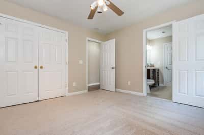 2865 Stoneglen Close, Roswell, GA