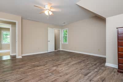2865 Stoneglen Close, Roswell, GA
