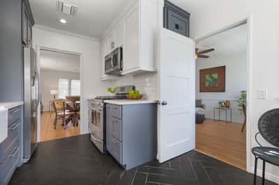 829 N Lima St., Burbank, CA