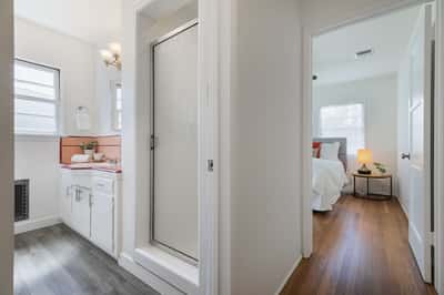 829 N Lima St., Burbank, CA