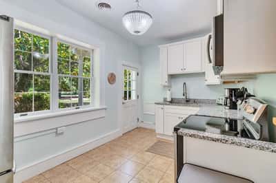 430 Harveys Neck Road, Wicomico Church, VA