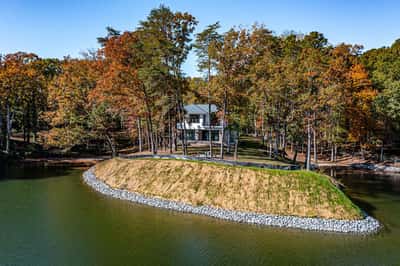 212A Gordon Drive, Weems, VA