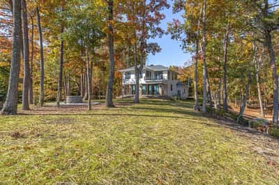 212A Gordon Drive, Weems, VA