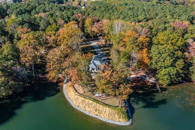 212A Gordon Drive, Weems, VA