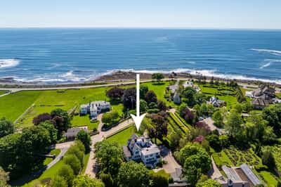12 Willow Avenue, North Hampton, NH