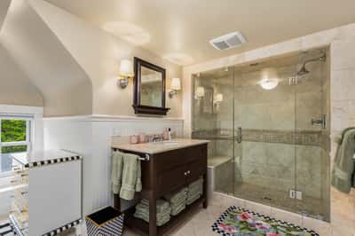 12 Willow Avenue, North Hampton, NH