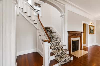 12 Willow Avenue, North Hampton, NH