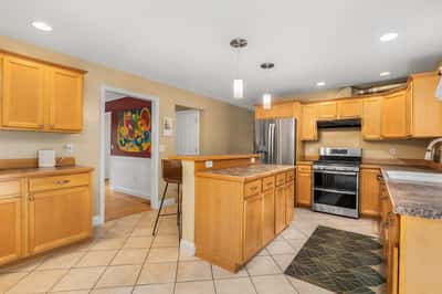 33 Piscataqua Road, Dover, NH
