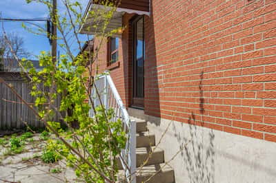 696 Winona Dr, York, ON