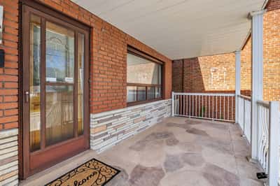 696 Winona Dr, York, ON