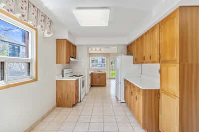 696 Winona Dr, York, ON