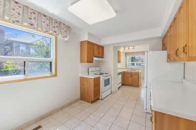 696 Winona Dr, York, ON