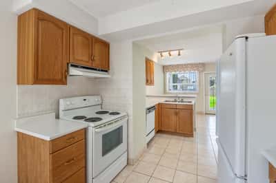 696 Winona Dr, York, ON