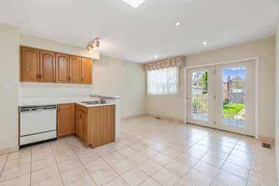 696 Winona Dr, York, ON