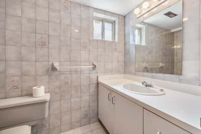 696 Winona Dr, York, ON