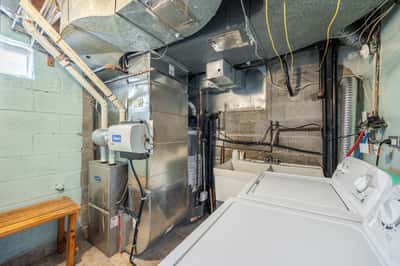 696 Winona Dr, York, ON