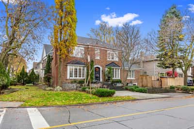 57 Ridge Hill Dr, Toronto, ON