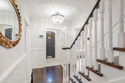 57 Ridge Hill Dr, Toronto, ON