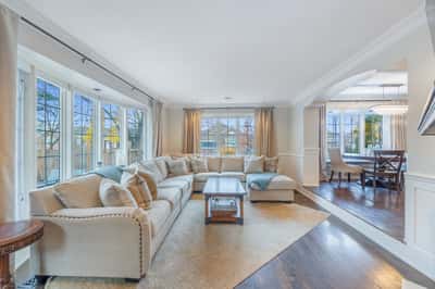 57 Ridge Hill Dr, Toronto, ON
