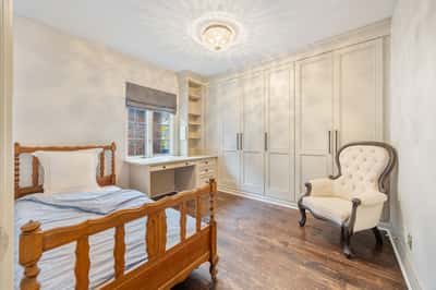 57 Ridge Hill Dr, Toronto, ON