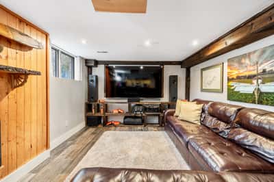 57 Ridge Hill Dr, Toronto, ON