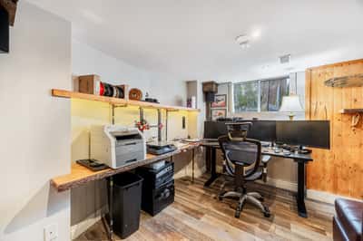 57 Ridge Hill Dr, Toronto, ON