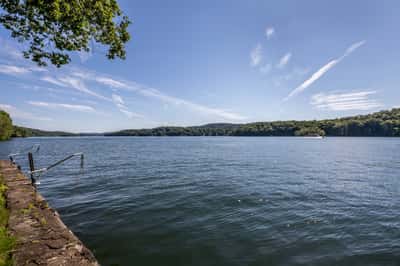 40 Sunset Dr, Sherman, CT