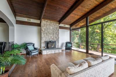 40 Sunset Dr, Sherman, CT