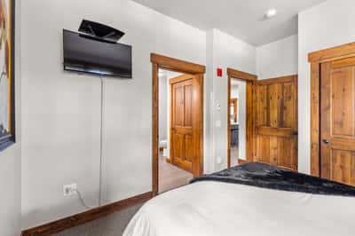 63 Mountain Thunder Drive, 305, Breckenridge, CO
