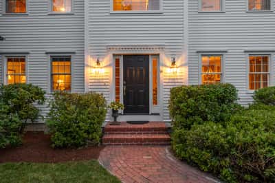 4 Berry Hill Road, Stratham, NH