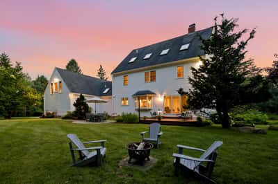 4 Berry Hill Road, Stratham, NH